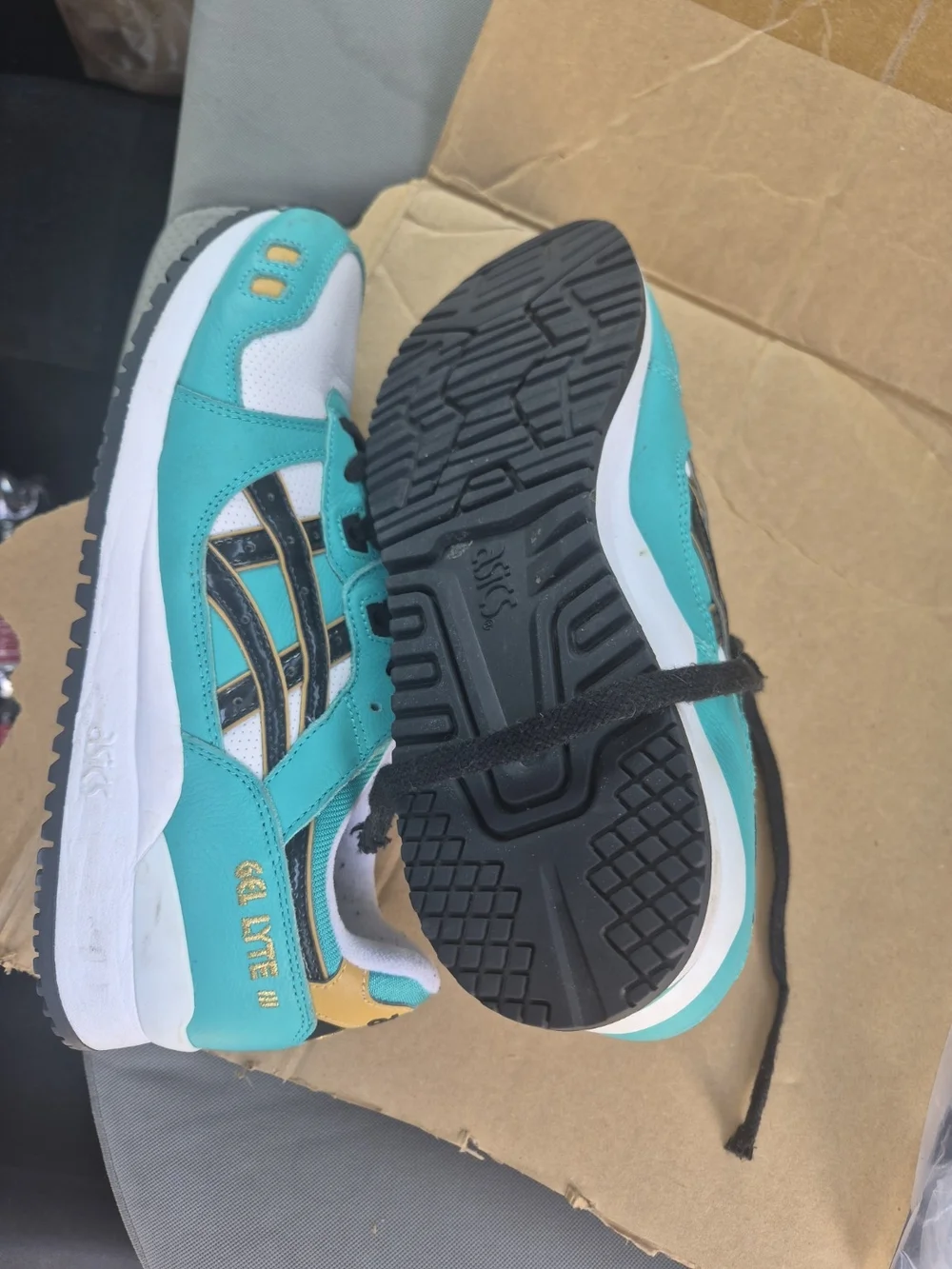 Asics Kids Teal, White & Black Gel-Lyte Sneakers with Gold Accents